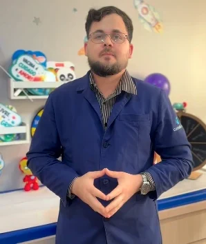 Diego Tones, enfermeiro da Carinho & Luz